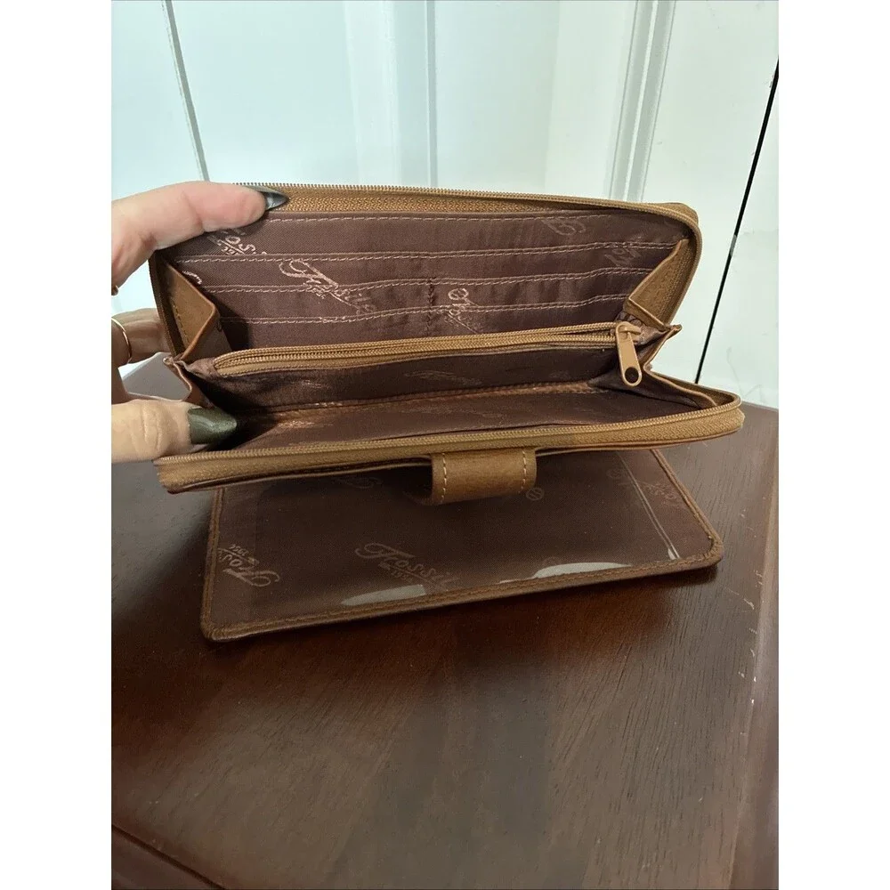 Fossil Vintage Leather Bifold Zip Around Long Wallet OS Tan Boho Classic